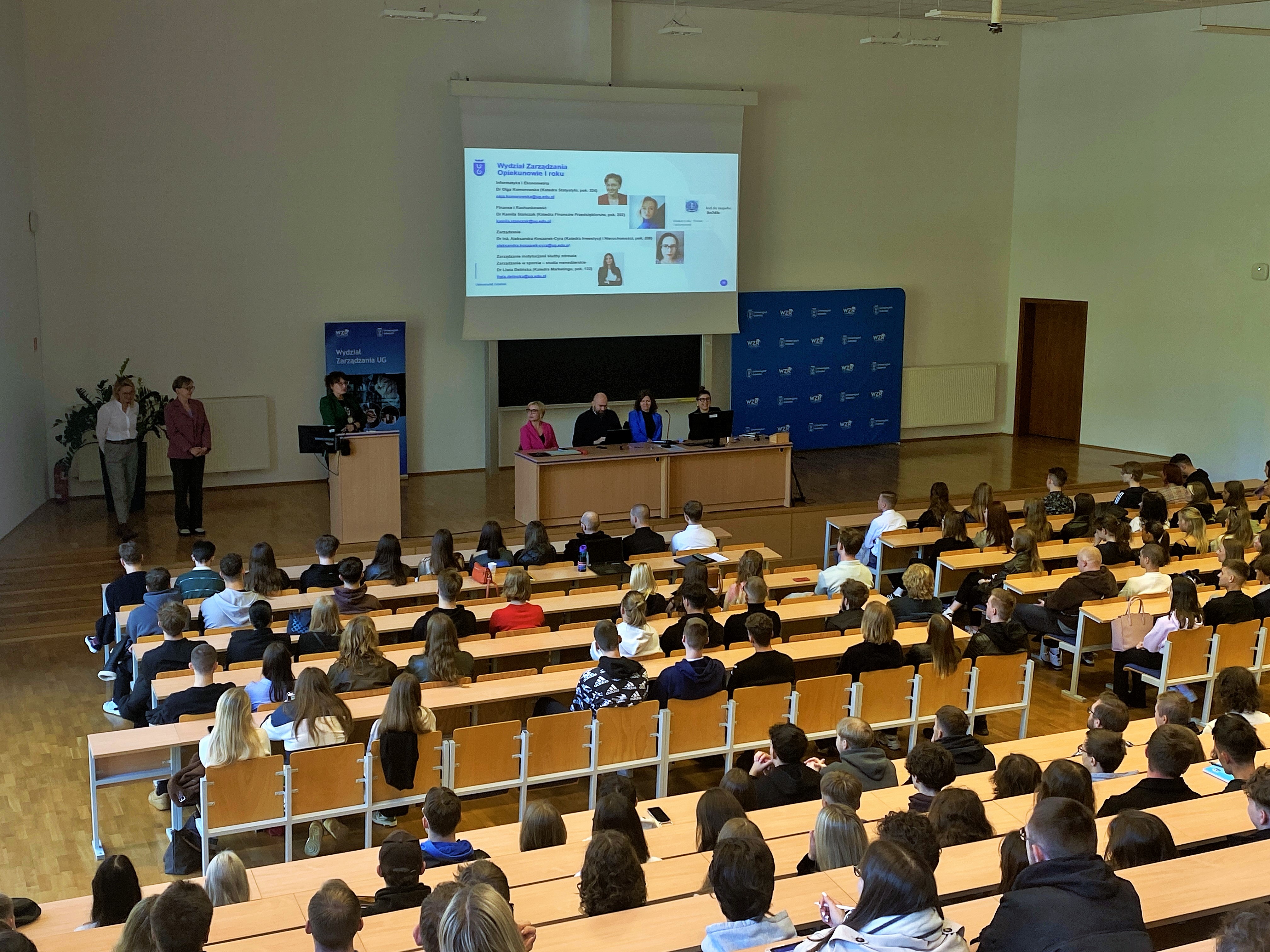 Spotkanie ze studentami zdjęcie