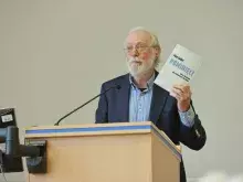 Na WZ UG odbyło się spotkanie z prof. Paulem Collierem- zdjęcie