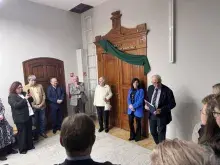 Uczestnicy uroczystości nadania sali 311 imienia prof. dr. hab. Teodora Kulawczuka