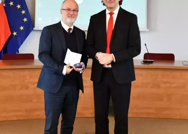 Dr hab. Krzysztof Najman, prof. UG wyróżniony Odznaką Honorową "Za Zasługi Dla Statystyki…
